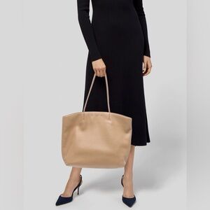 MARC JACOBS Tan Women Pebbled Leather Double Handle Medium Classic Tote